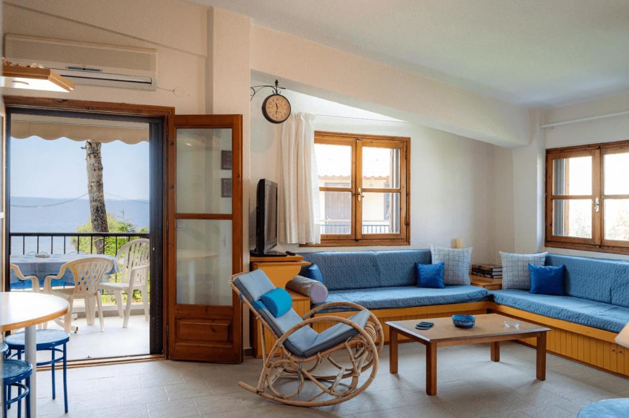 דירות פסאקודיה Seahouse With View מראה חיצוני תמונה